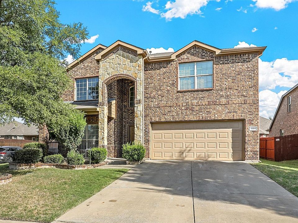1st image of 1001 Lake Grove Dr