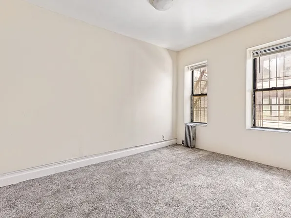 256 S 4th St APT 20, Brooklyn, NY 11211