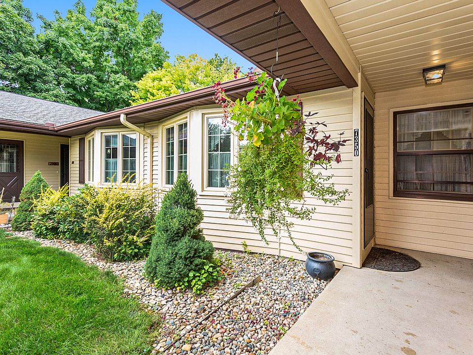 7350 Pinegrove Dr 4, Jenison, MI 49428 Zillow