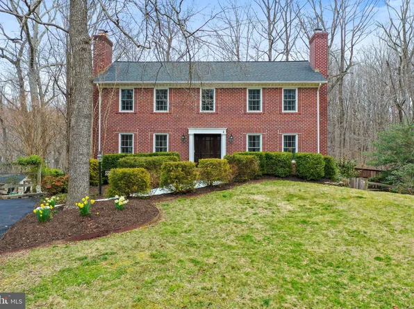 5550 Wide Oak Ct, Woodbridge, VA 22192