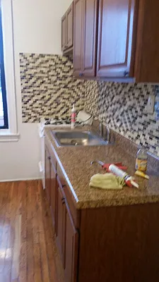 Rented by Max & Associates Realty Corp | media 30