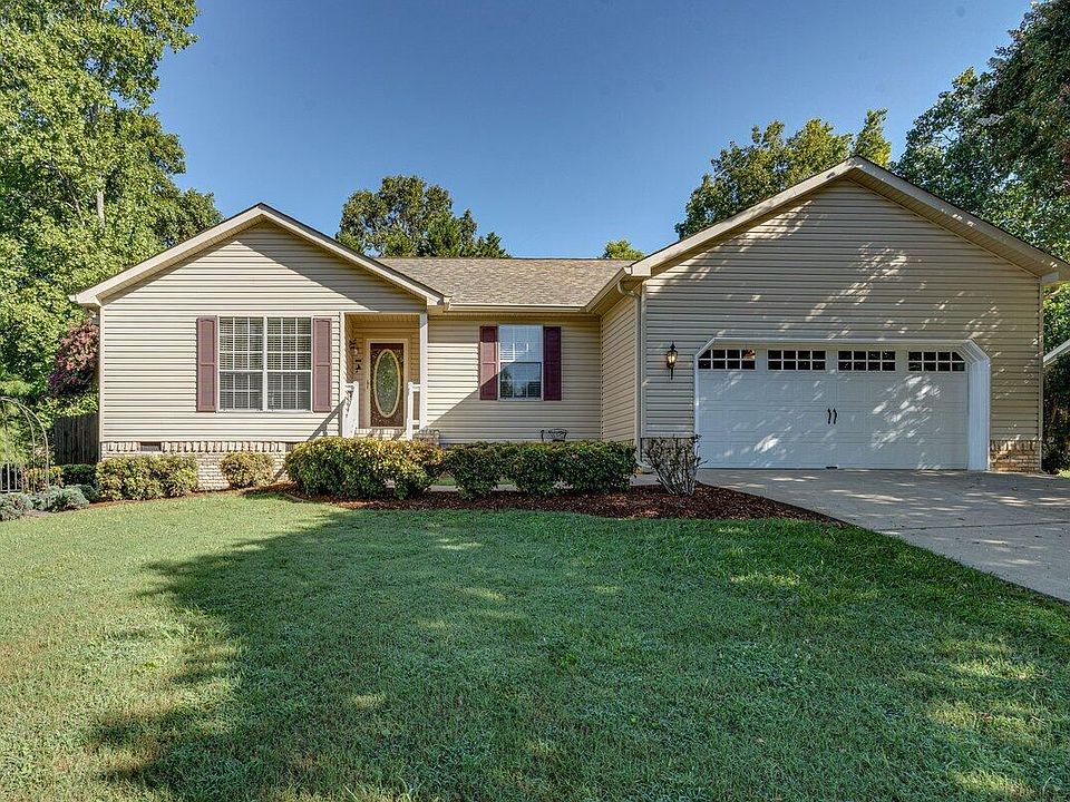 1st image of 10131 Bear Trail Dr