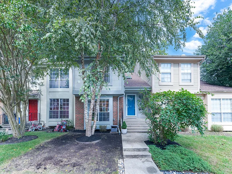 1527 Casino Cir — Photo 3