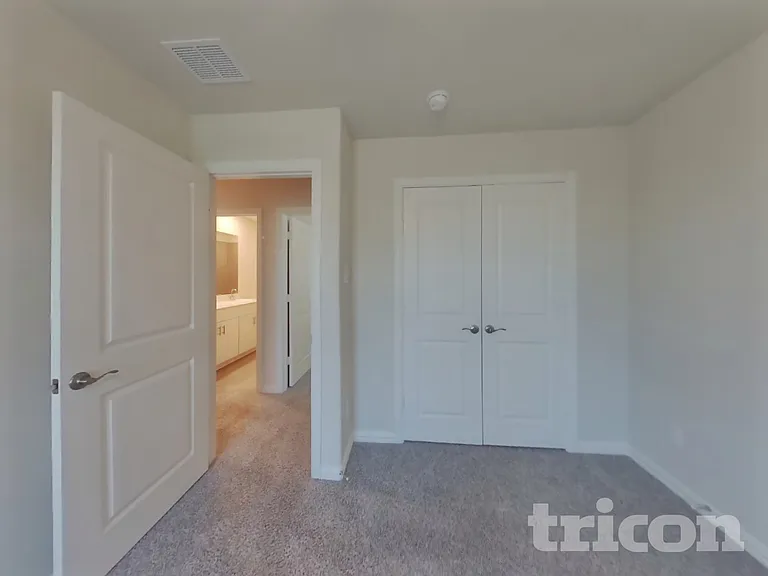 117 Lisa Ln — Photo 11