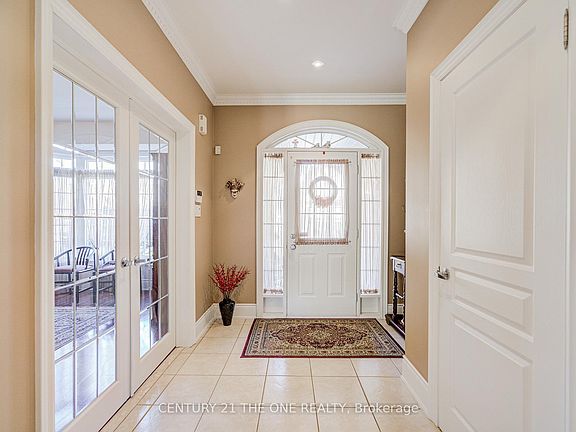 4th image of 78 Ravine Edge Dr