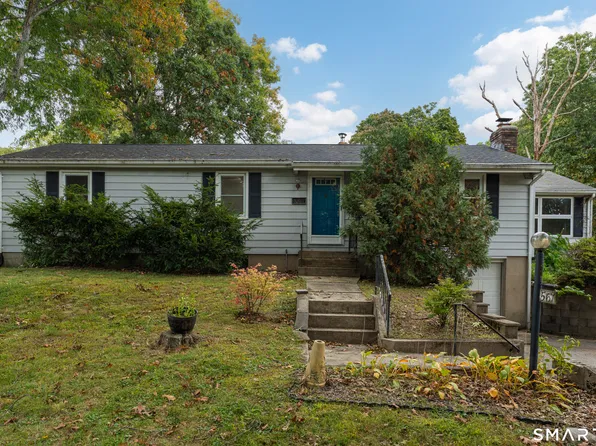 561 Old Colchester Road, Montville, CT 06382