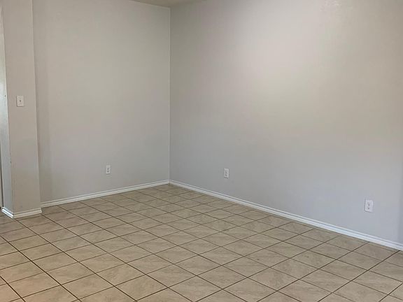 dining area (opens to living area and kitchen)