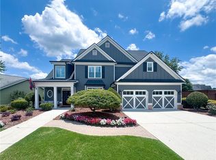 3804 Bay Orchard Ln, Loganville, GA 30052