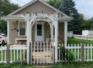 441 Hinman St, Aurora, IL 60505