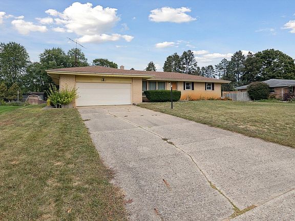 2nd image of 25811 Lily Creek Dr