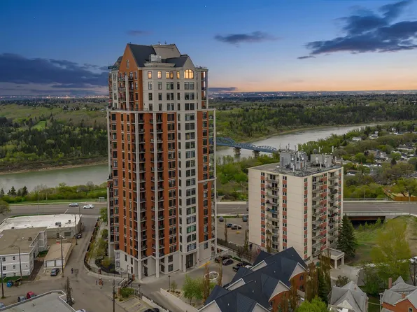 9020 Jasper Ave NW Unit 2104, Edmonton, AB T5H 3S8