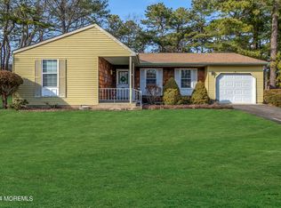 5 Golden Ct #62, Manchester Township, NJ 08759
