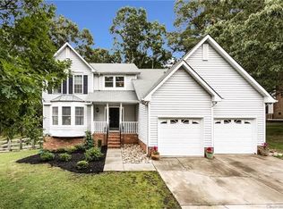 2641 Whisper Ridge Ln, Matthews, NC 28105