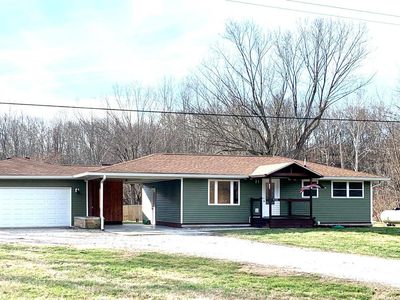 5058 E State Rd, Bloomfield, IN, 47424