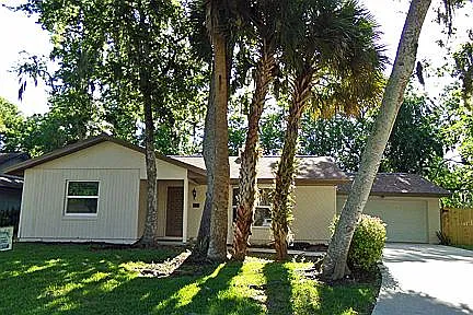 3 bed, 1518 sqft, $2,100 — Photo 1