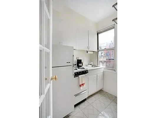 Sold by Corcoran | media 13