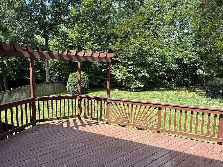 5106 Higgins Dr — Photo 4