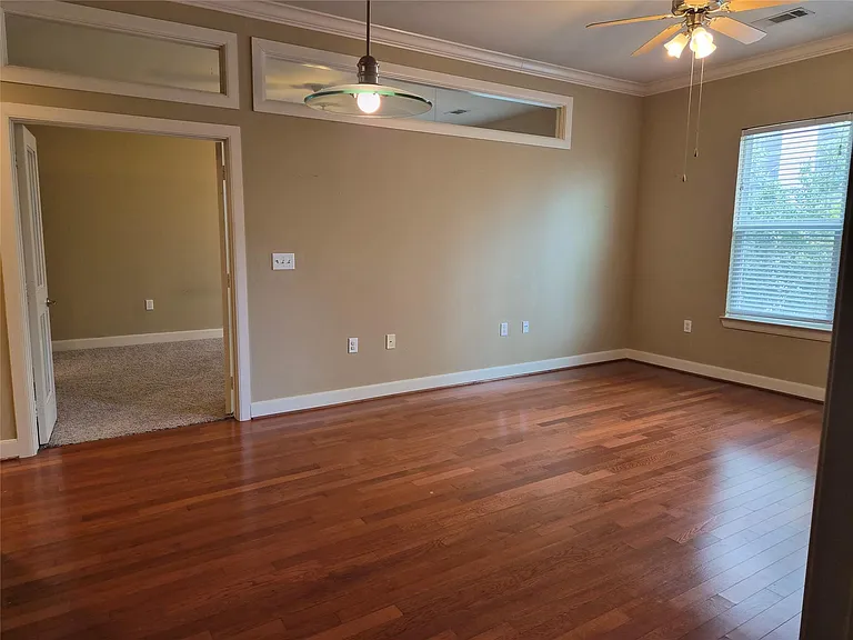 1010 Rosine St #23 — Photo 13