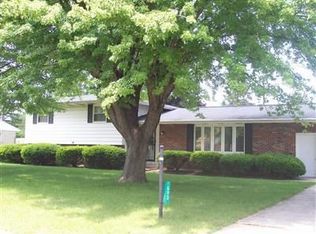 693 Omar Cir, Yellow Springs, OH