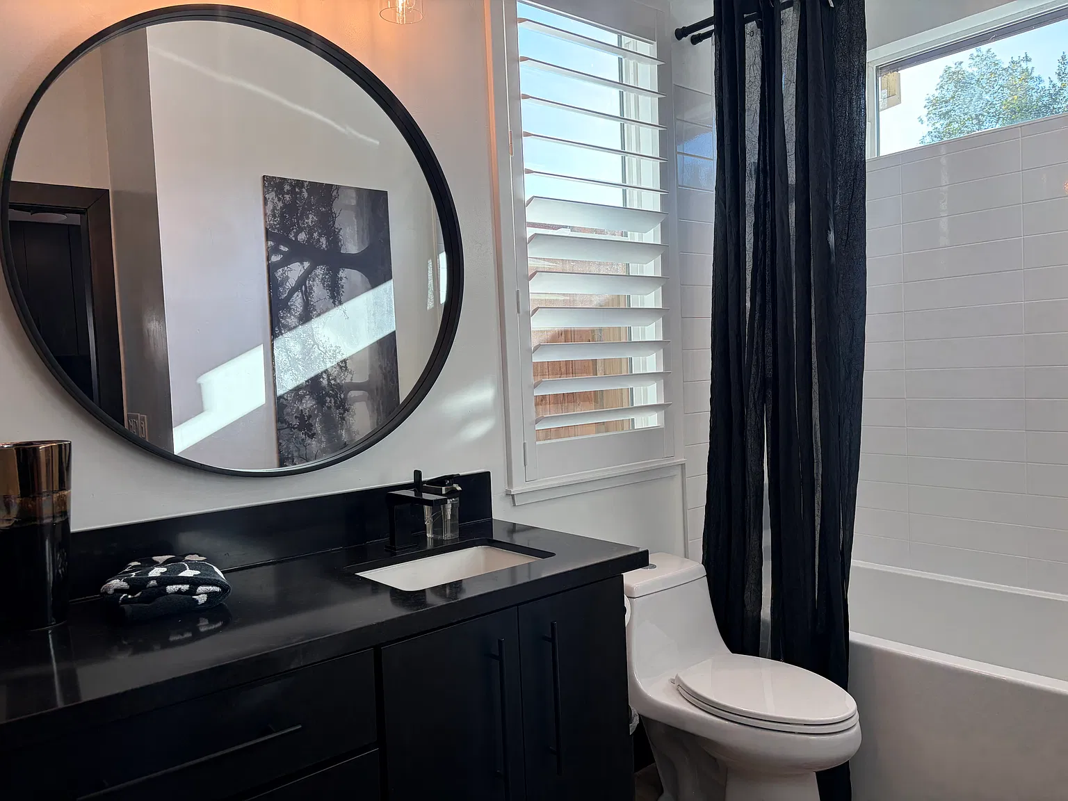 Studio, 350 sqft, $1,899 — Photo 2