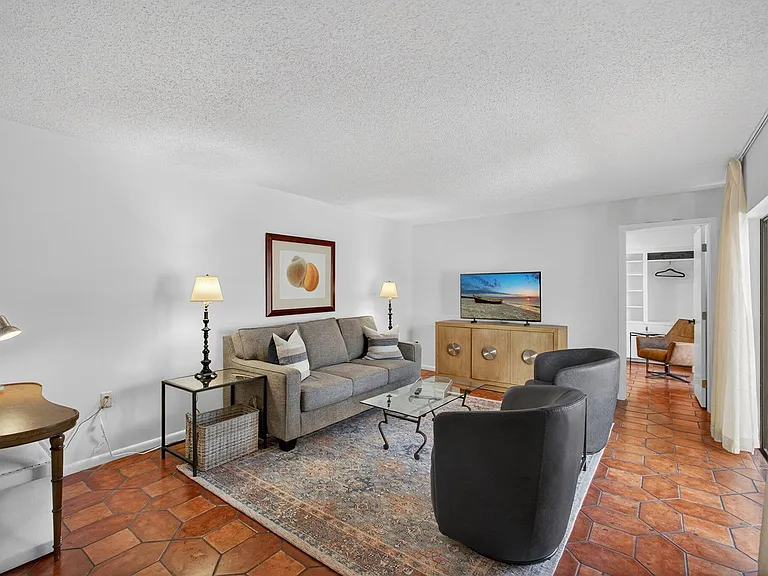 1700 Embassy Dr #103 — Photo 16