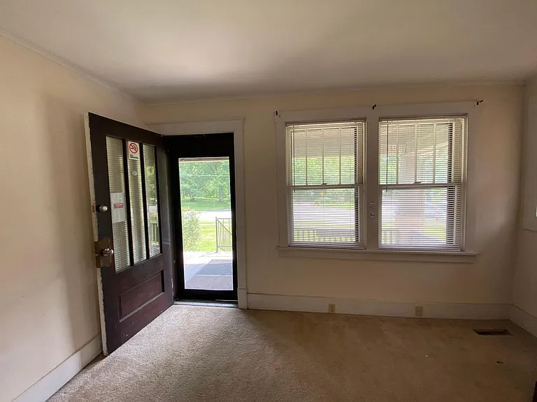 Manor Homes — Photo 25
