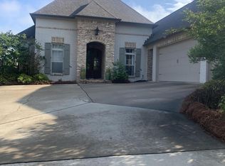 132 Claiborne St, Madison, MS 39110