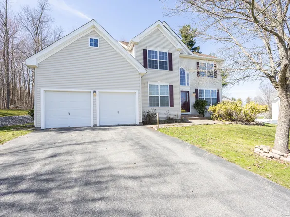 133 Hillandale Boulevard, Torrington, CT 06790