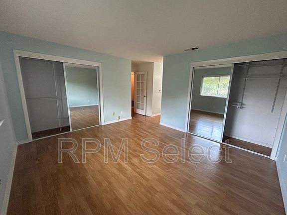 5th image of 159 Valley Oak Dr