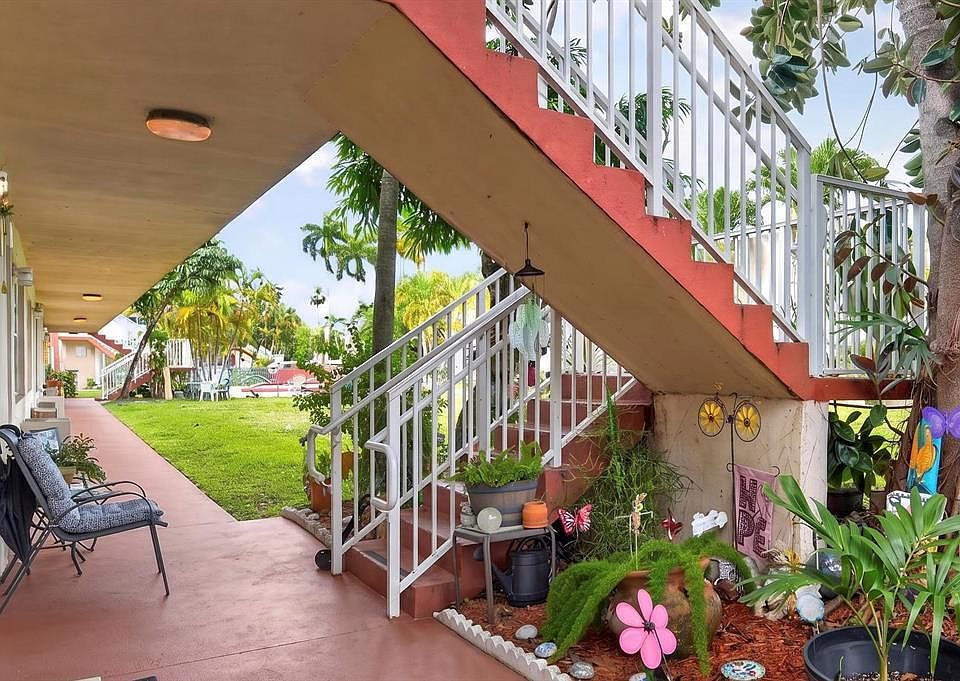 1st image of 2918 FUNSTON Street #35b