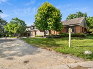 7486 Sheffield, West Bloomfield, MI 48322