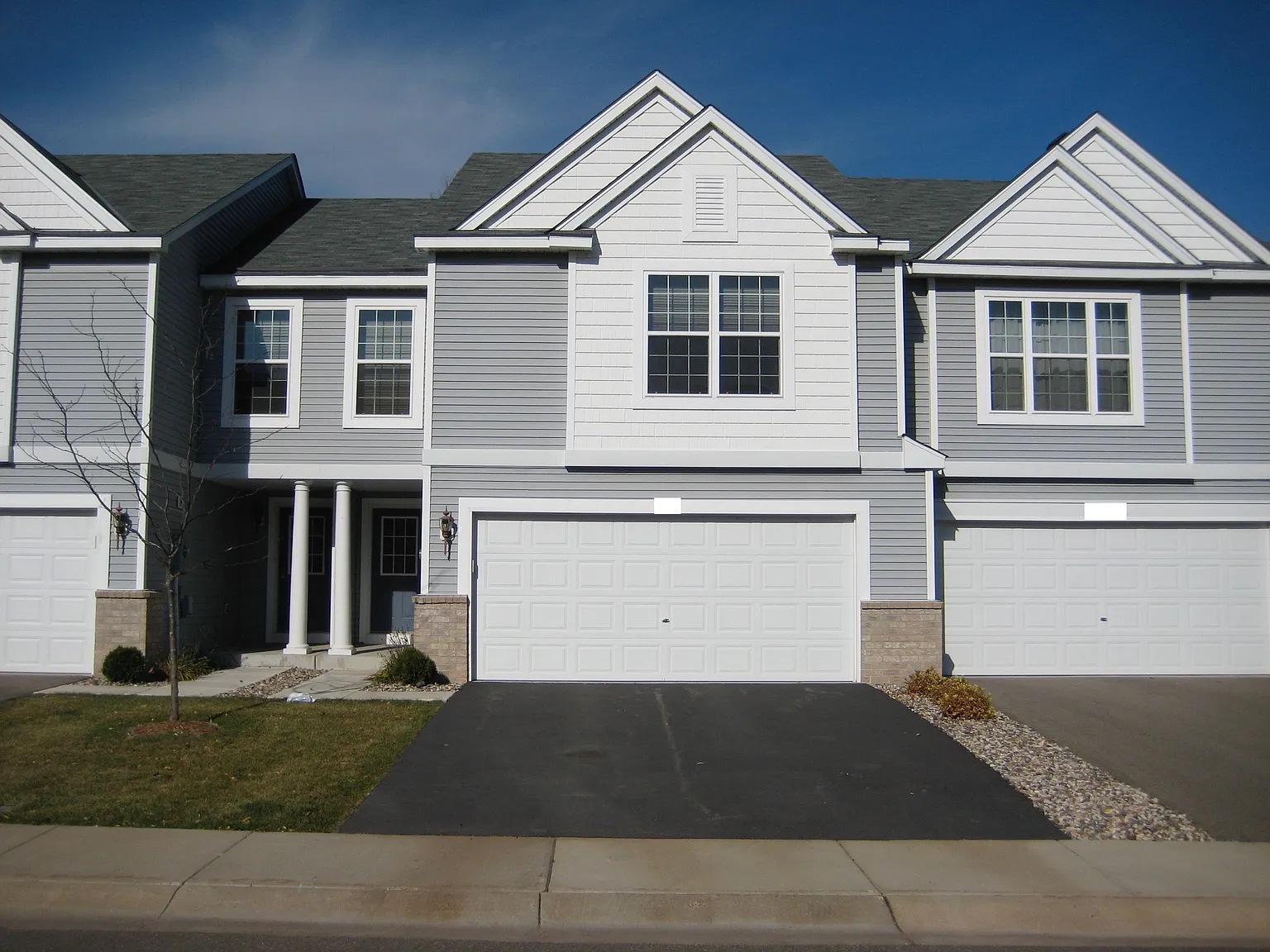 3 bed, 1596 sqft, $2,250 — Photo 1