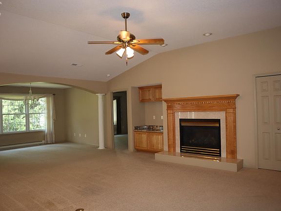 4th image of 25 Falcon Crest Dr Unit A