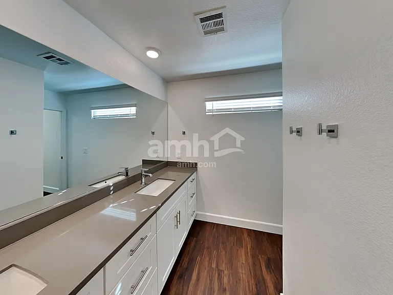 567 Lotus Land Ave — Photo 12