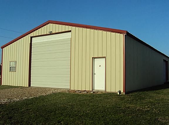 3rd image of 101 Wagon Wheel Cir
