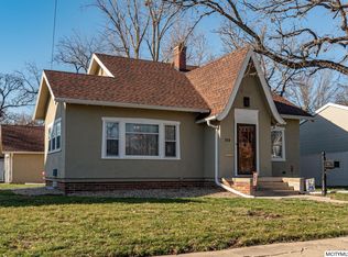 113 11th St NE, Mason City, IA 50401