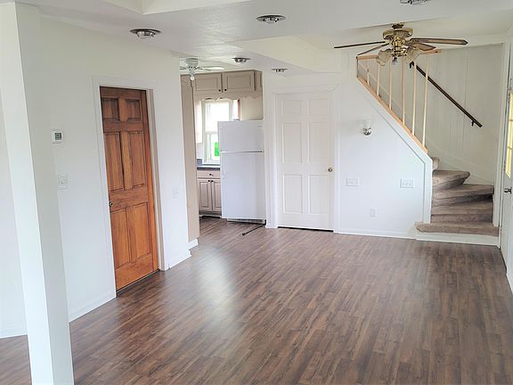 2nd image of 512 Oakland Ave