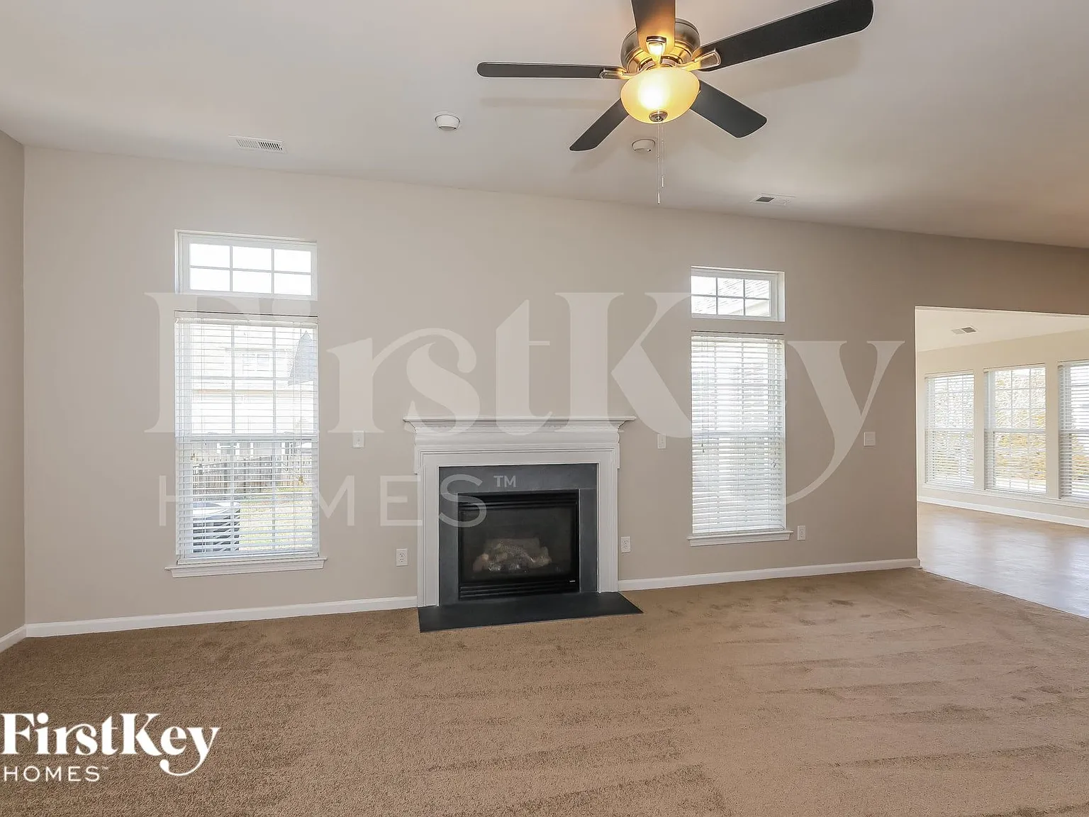 3 bed, 2.0 bath, 1967 sqft, $2,695 — Photo 4