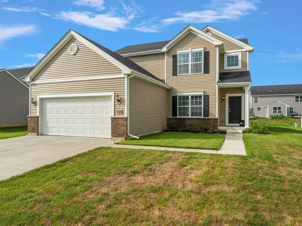 8660 Yorktown Dr, Lowell, IN 46356