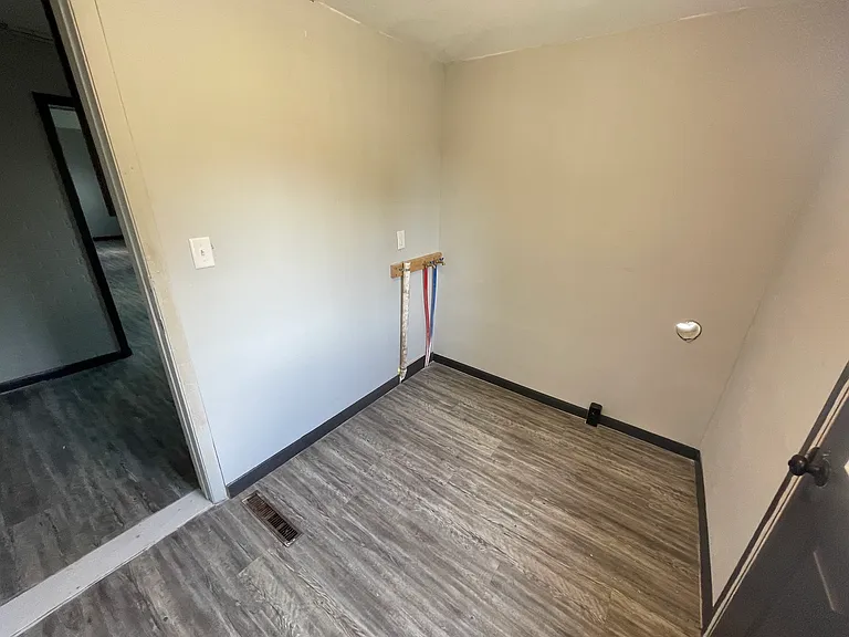 15510 College Ave #G — Photo 23