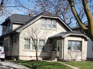 510 S 70th St, Milwaukee, WI 53214