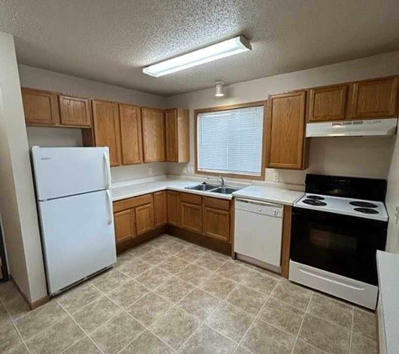 1st image of 3740 7th St S #103