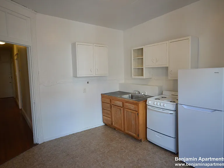 1381 Commonwealth Ave #8 — Photo 1