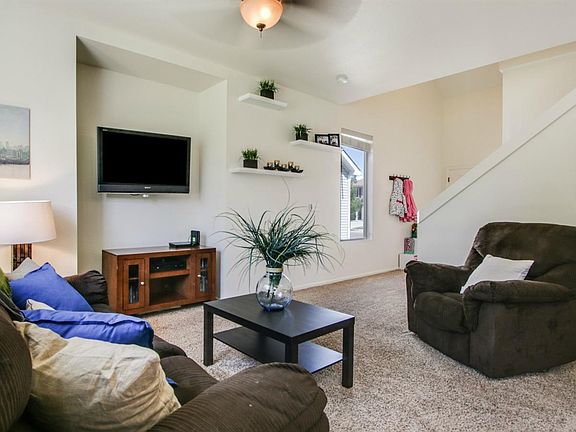 5th image of 19078 E 47th Dr