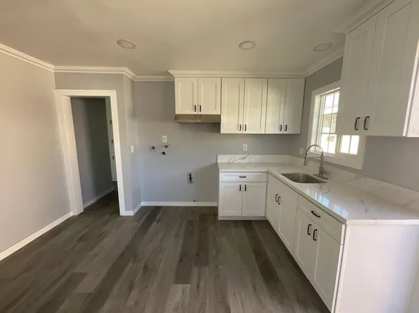 7315 E Richfield St, Paramount, CA 90723