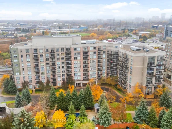 1720 Eglinton Ave E #601, Toronto, ON M4A 2X8