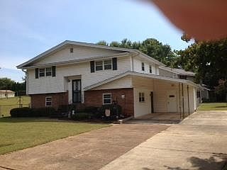 1st image of 512 Marguerite Dr NW