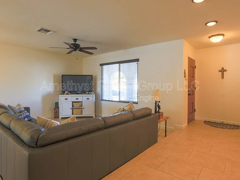 4239 E San Gabriel Ave — Photo 4