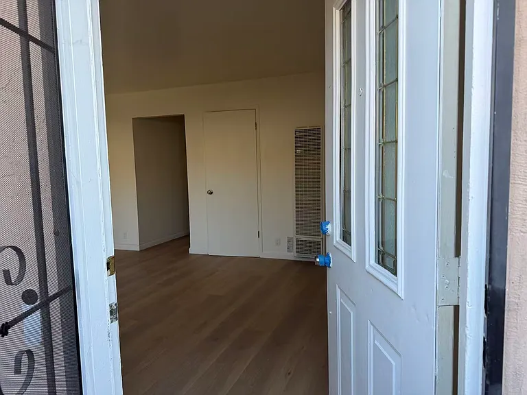 2336 21st St #1 — Photo 3