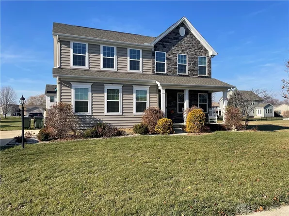 123 Irongate Dr, Englewood, OH 45322